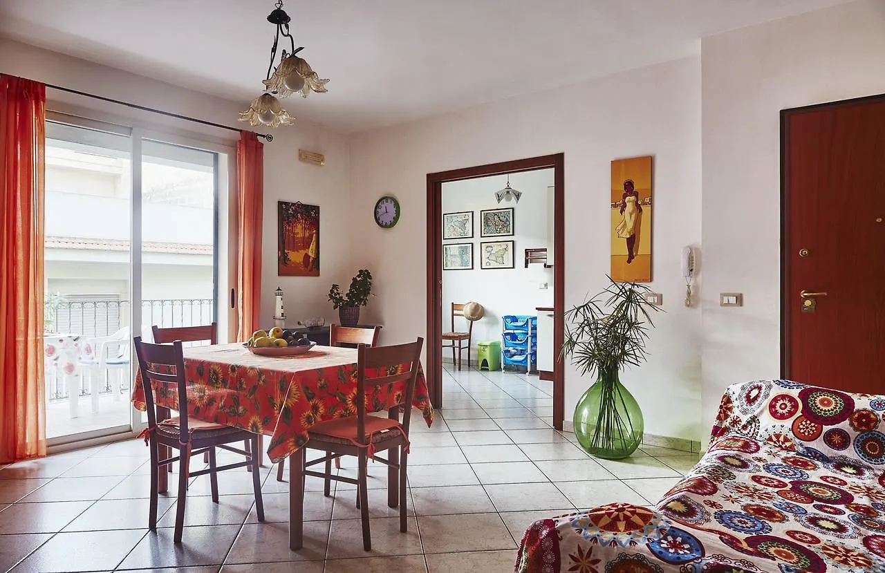 Sabbia1 Casesicule, Apartment In The City Center And Beside The Main Square, Beach At 100 M, Wi-Fi 포쟐로